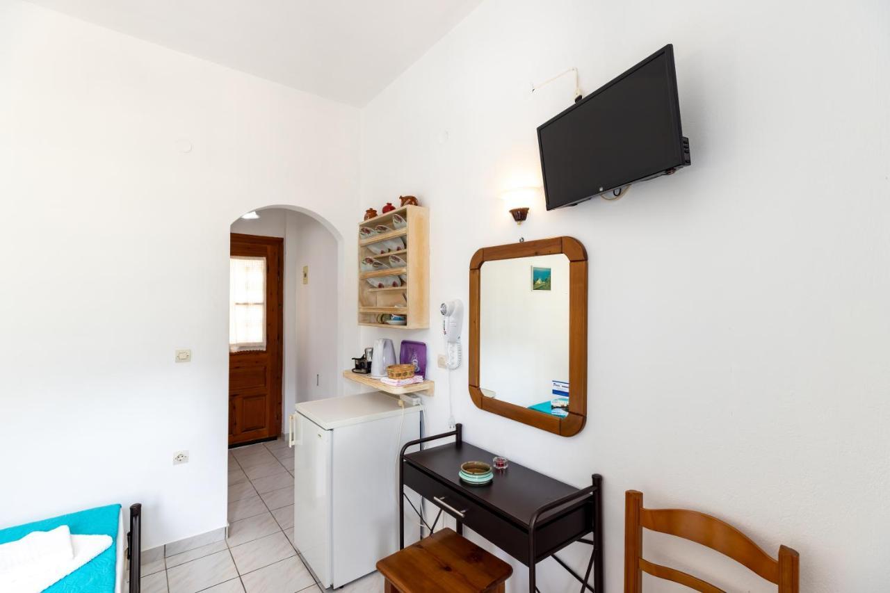 Peris Rooms Kamares  Exterior foto